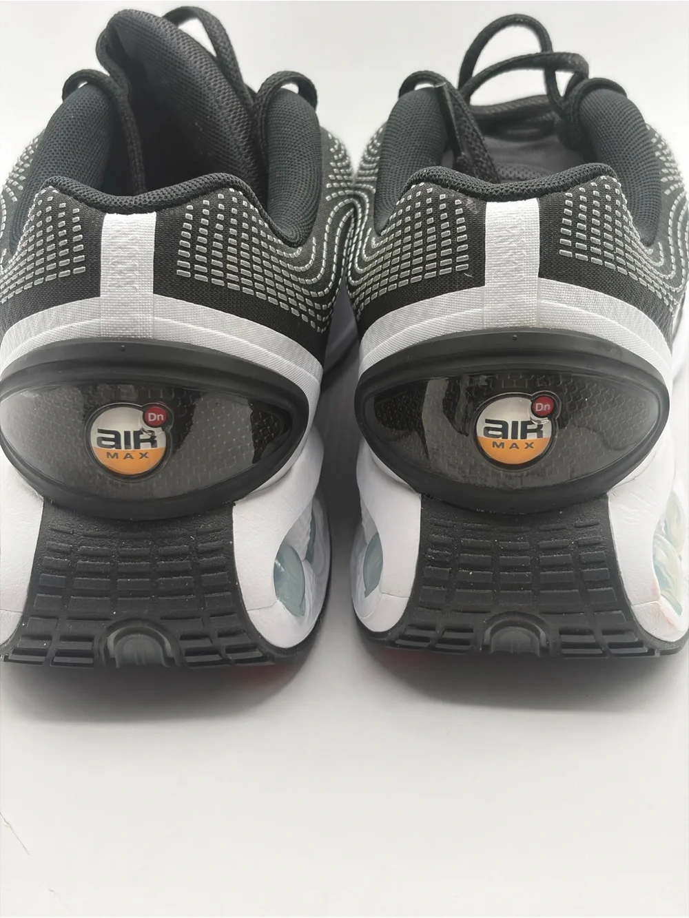 Nike Air Max Dn DV3337-001 Black White Size 13 New Running Shoe
